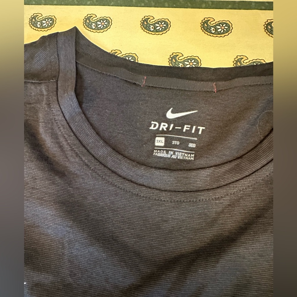 NWT Nike Ohio State OSU Dri Fit shirt - Picture 2 of 8